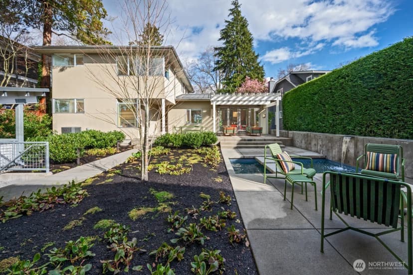 Property photo for 5727 33rd Avenue Ne, Seattle photo 29