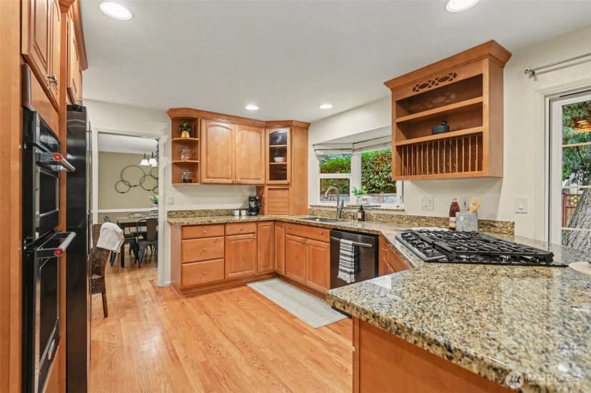 Property photo for 3105 130th Place Ne, Bellevue photo 9