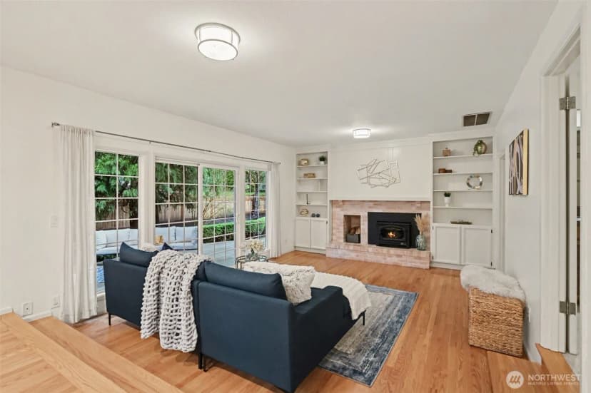 Property photo for 3105 130th Place Ne, Bellevue photo 14