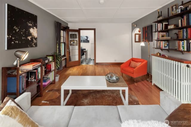 Property photo for 408 Bellevue Ave E #306, Seattle photo 5