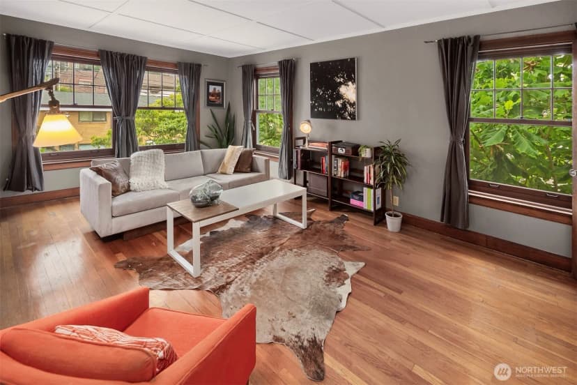 Property photo for 408 Bellevue Ave E #306, Seattle