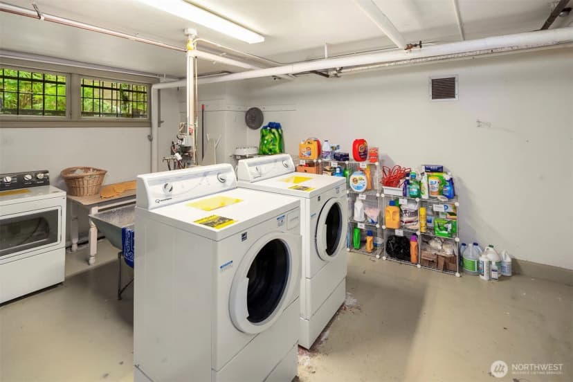 Property photo for 408 Bellevue Ave E #306, Seattle photo 17
