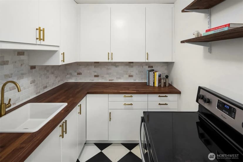 Property photo for 408 Bellevue Ave E #306, Seattle photo 10