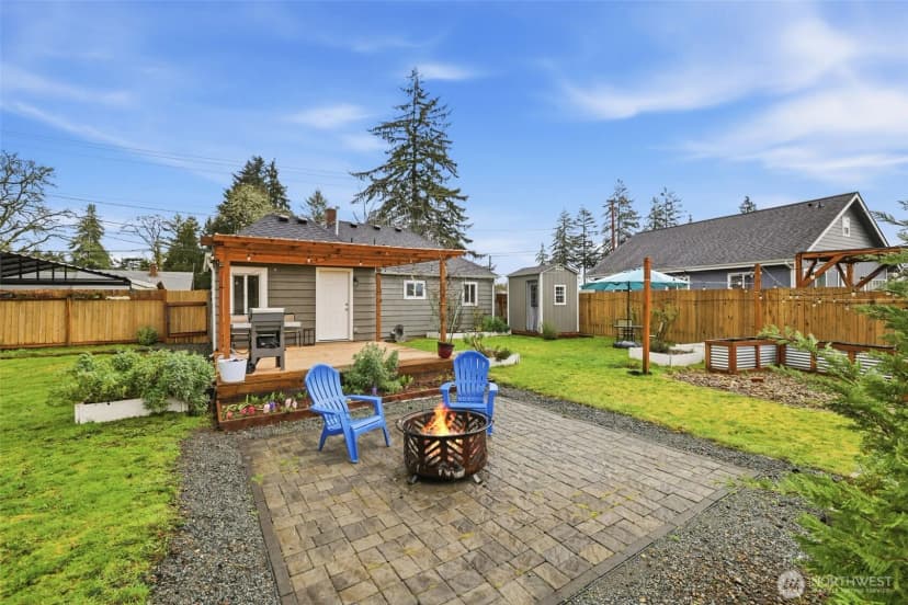 Property photo for 11606 Military Rd Sw, Lakewood photo 23