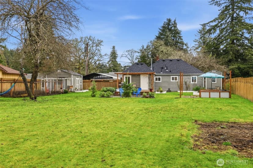 Property photo for 11606 Military Rd Sw, Lakewood photo 29