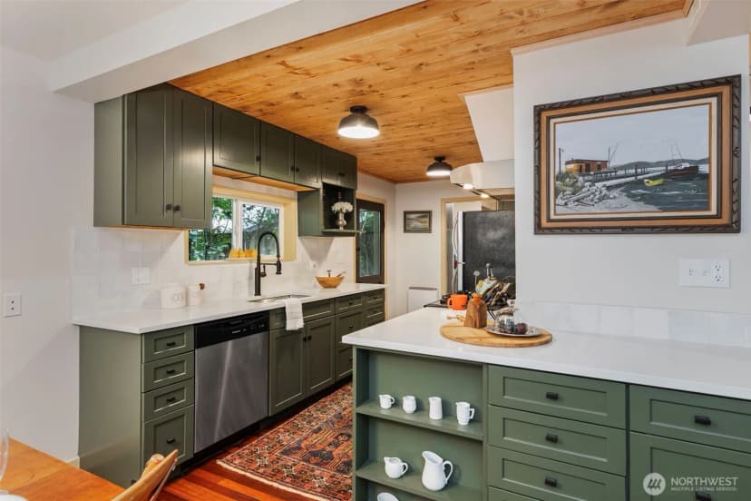 Property photo for 15311 Sandy Hook Road Ne, Poulsbo photo 14