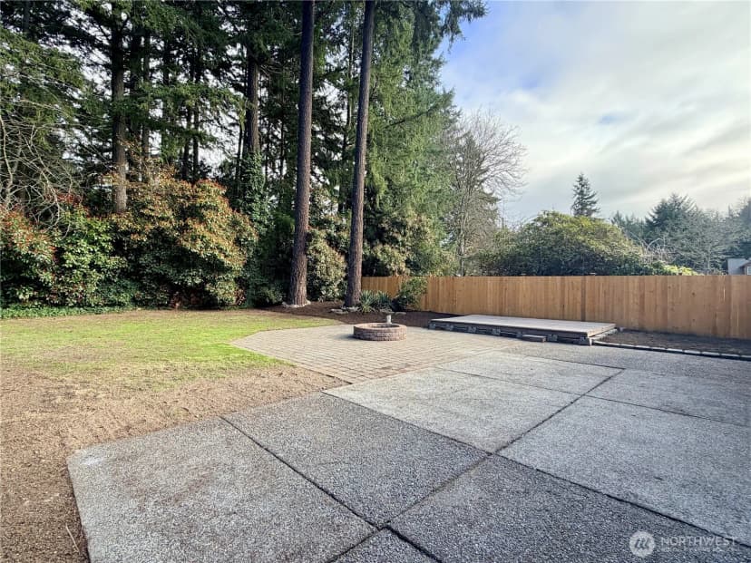 Property photo for 8401 112th Street Sw, Lakewood photo 7
