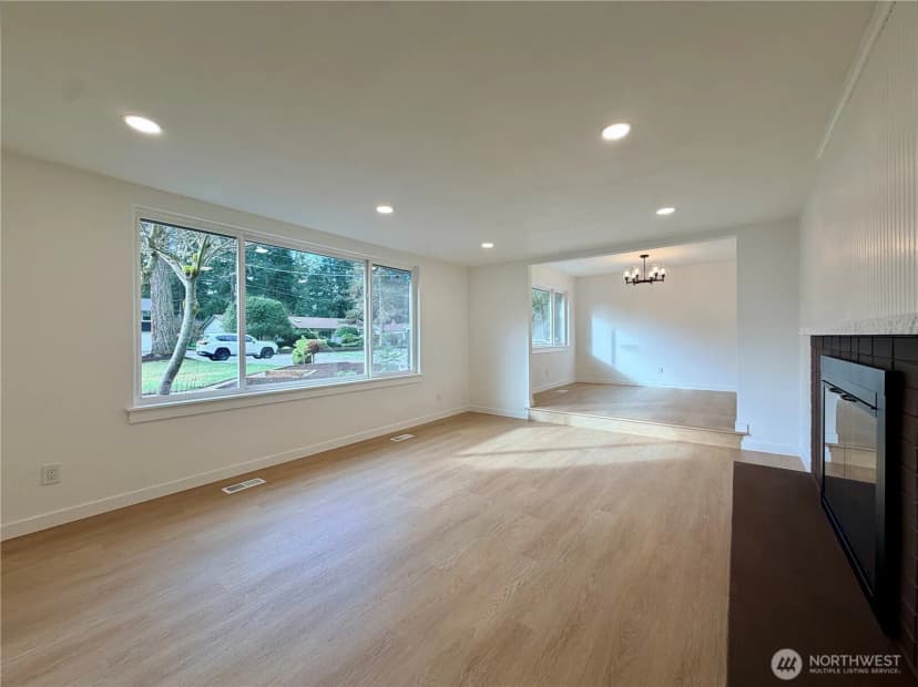Property photo for 8401 112th Street Sw, Lakewood photo 14