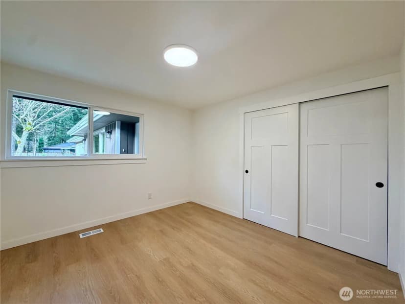 Property photo for 8401 112th Street Sw, Lakewood photo 37