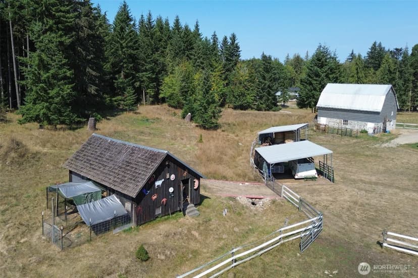 Property photo for 3634 Deer Park Street Ct, Port Angeles photo 38