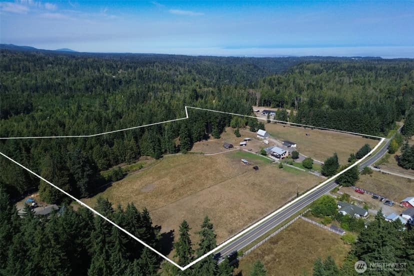 Property photo for 3634 Deer Park Street Ct, Port Angeles photo 9