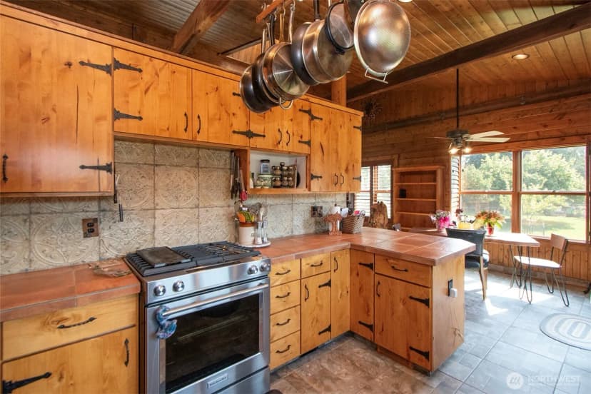 Property photo for 3634 Deer Park Street Ct, Port Angeles photo 11
