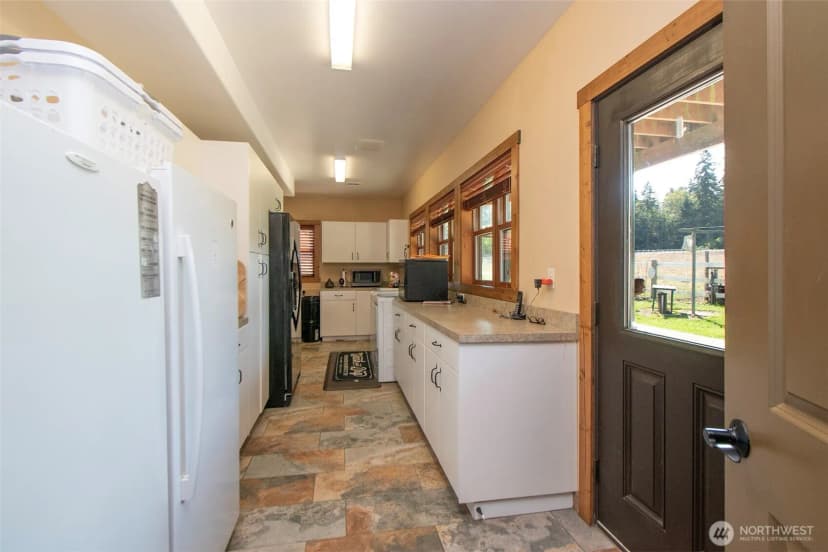 Property photo for 3634 Deer Park Street Ct, Port Angeles photo 28
