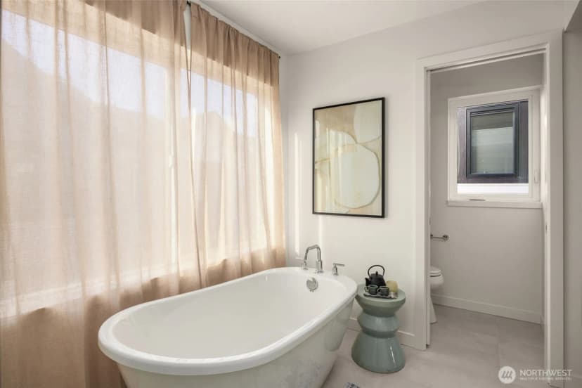 Property photo for 8327 B 12th Avenue Nw, Seattle photo 20