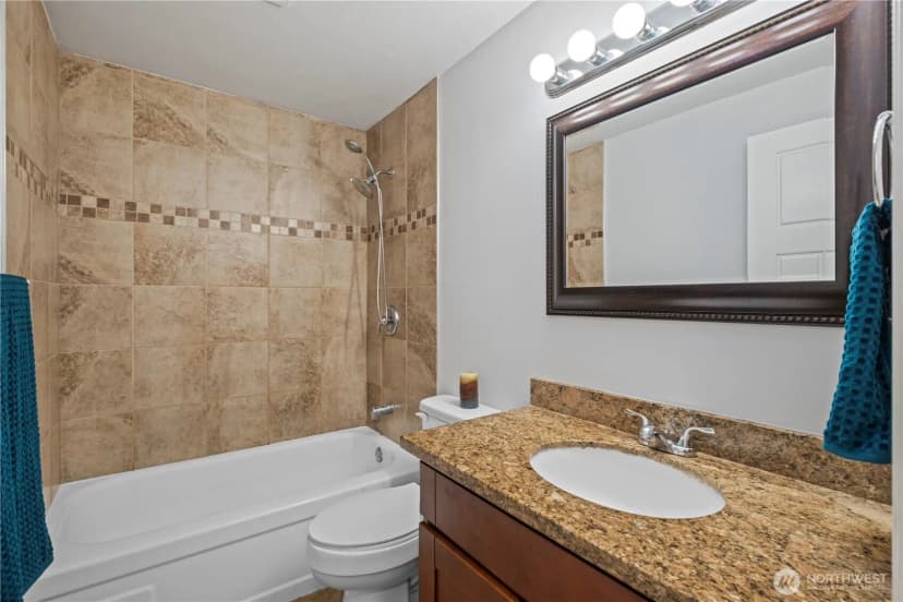 Property photo for 1123 Sw 144 Street, Burien photo 15