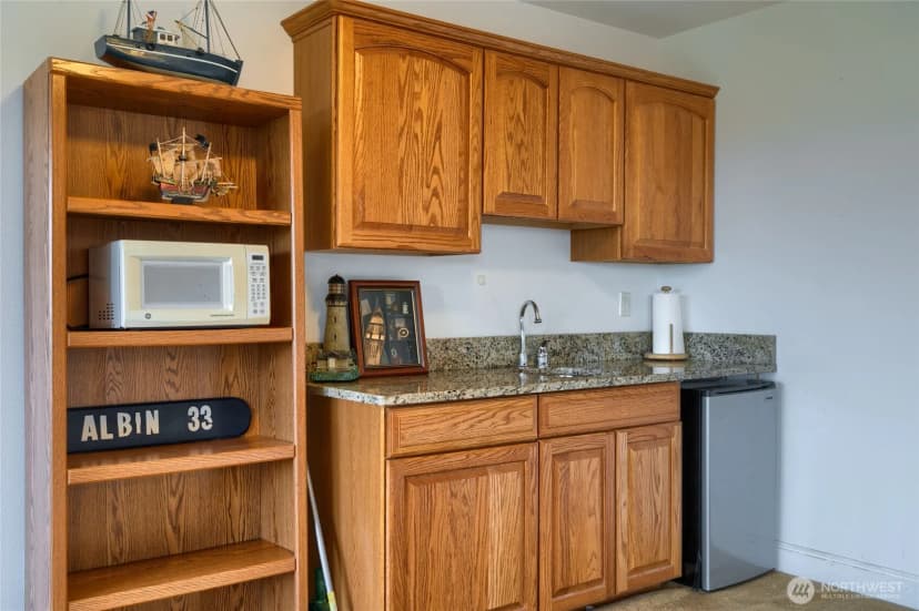 Property photo for 4111 R Avenue, Anacortes photo 32