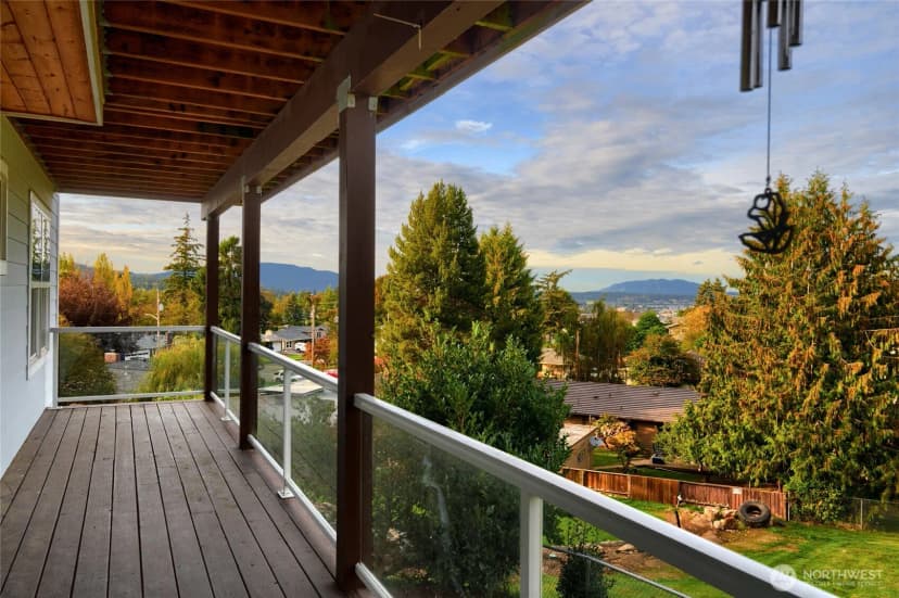 Property photo for 4111 R Avenue, Anacortes photo 18