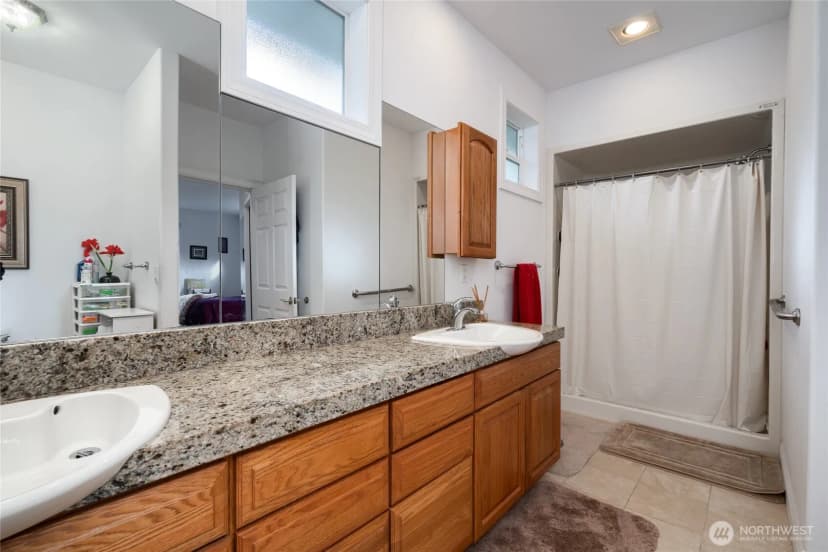 Property photo for 4111 R Avenue, Anacortes photo 22