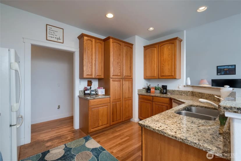 Property photo for 4111 R Avenue, Anacortes photo 14