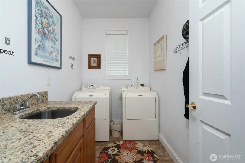 Property photo for 4111 R Avenue, Anacortes photo 36