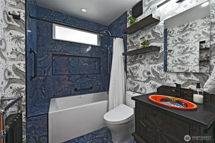 Property photo for 900 W Emerson Street, Seattle photo 13