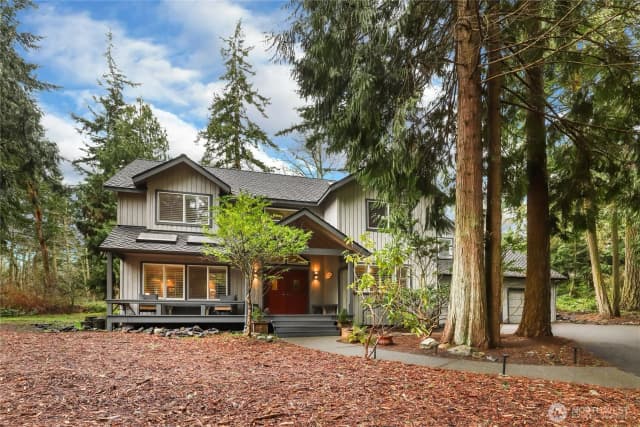 Property photo for 211 Baycliff Drive, Port Townsend