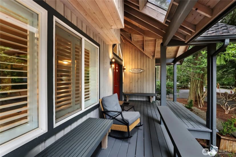 Property photo for 211 Baycliff Drive, Port Townsend photo 4