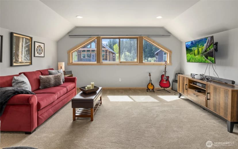 Property photo for 330 Rockberry Loop, Ronald photo 21