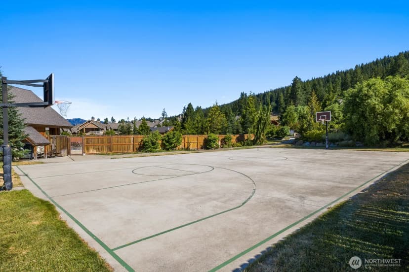 Property photo for 330 Rockberry Loop, Ronald photo 39
