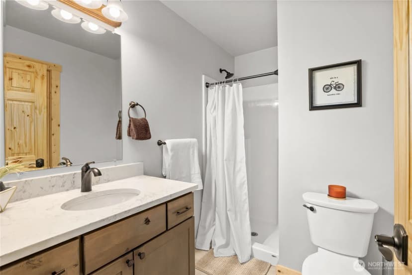 Property photo for 330 Rockberry Loop, Ronald photo 19