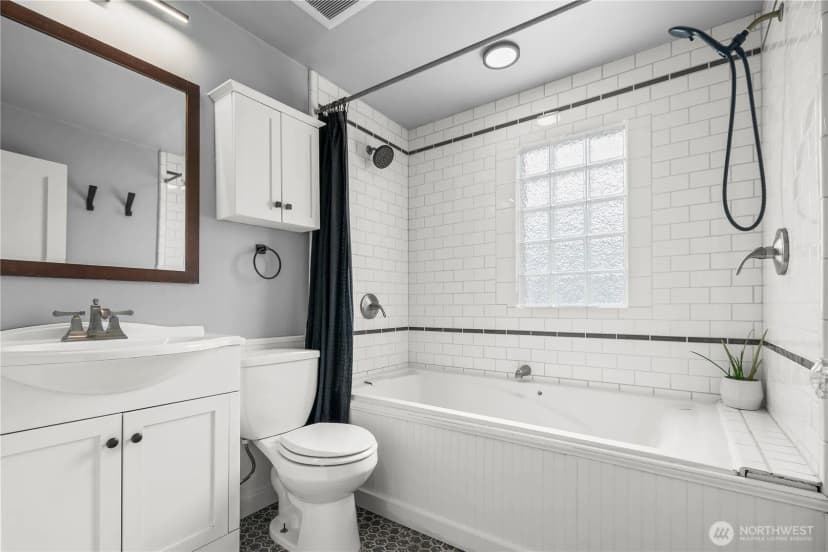 Property photo for 8053 16th Avenue Nw, Seattle photo 13