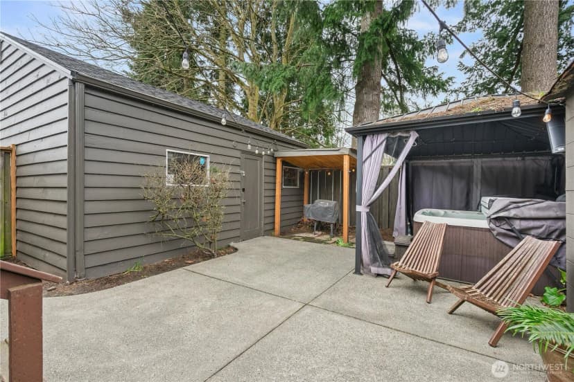 Property photo for 8053 16th Avenue Nw, Seattle photo 15