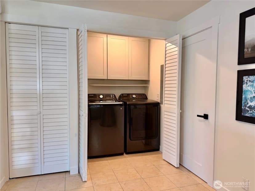 Property photo for 8053 16th Avenue Nw, Seattle photo 10