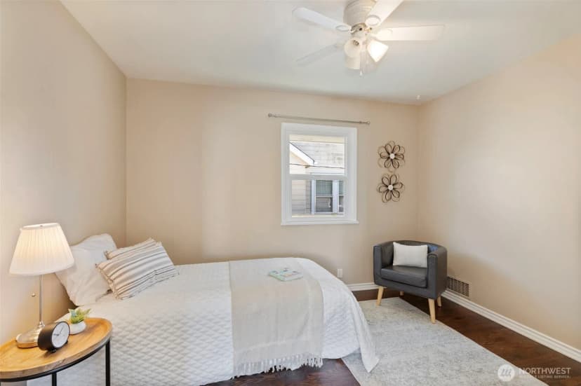 Property photo for 720 Pennsylvania Avenue, Bremerton photo 18