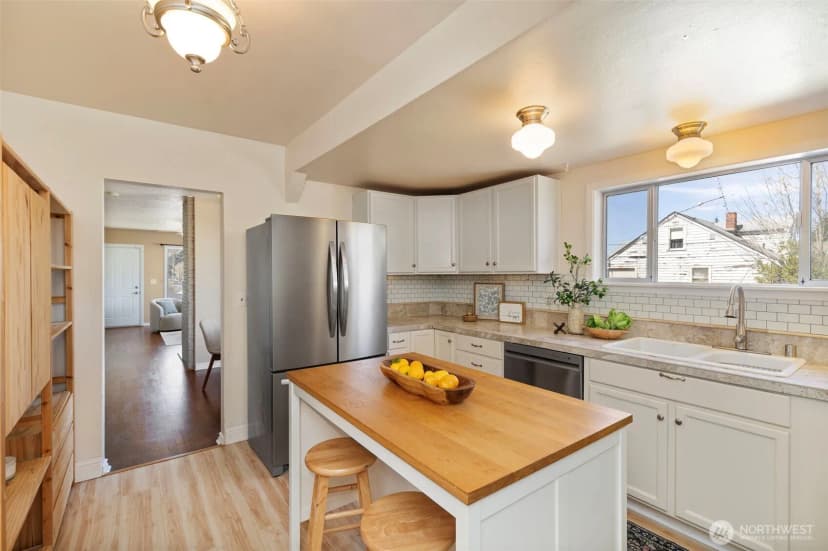 Property photo for 720 Pennsylvania Avenue, Bremerton photo 12