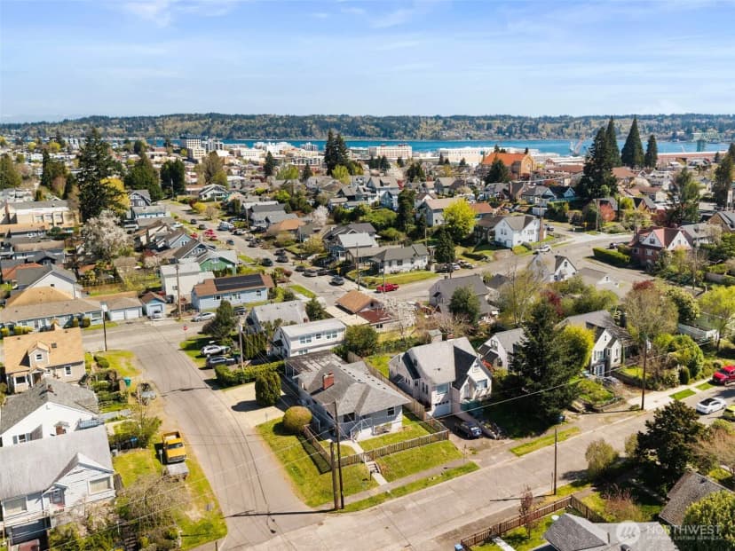 Property photo for 720 Pennsylvania Avenue, Bremerton photo 31