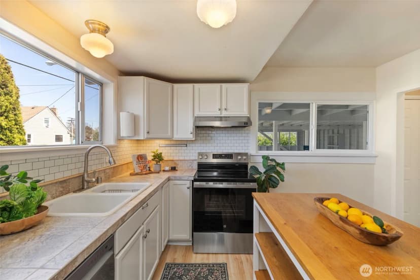 Property photo for 720 Pennsylvania Avenue, Bremerton photo 14
