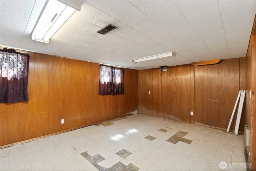 Property photo for 720 Pennsylvania Avenue, Bremerton photo 21