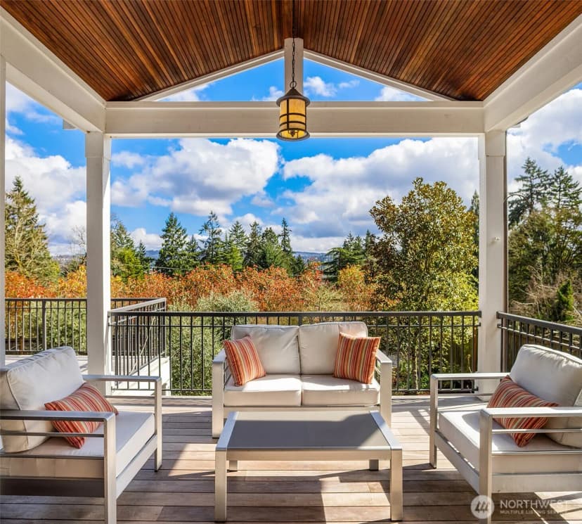 Property photo for 7020 92nd Avenue Se, Mercer Island photo 10