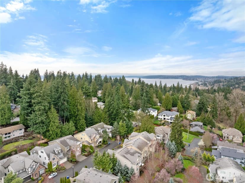 Property photo for 2819 102nd Place Ne, Bellevue photo 40