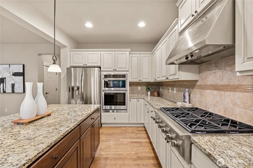 Property photo for 2819 102nd Place Ne, Bellevue photo 15