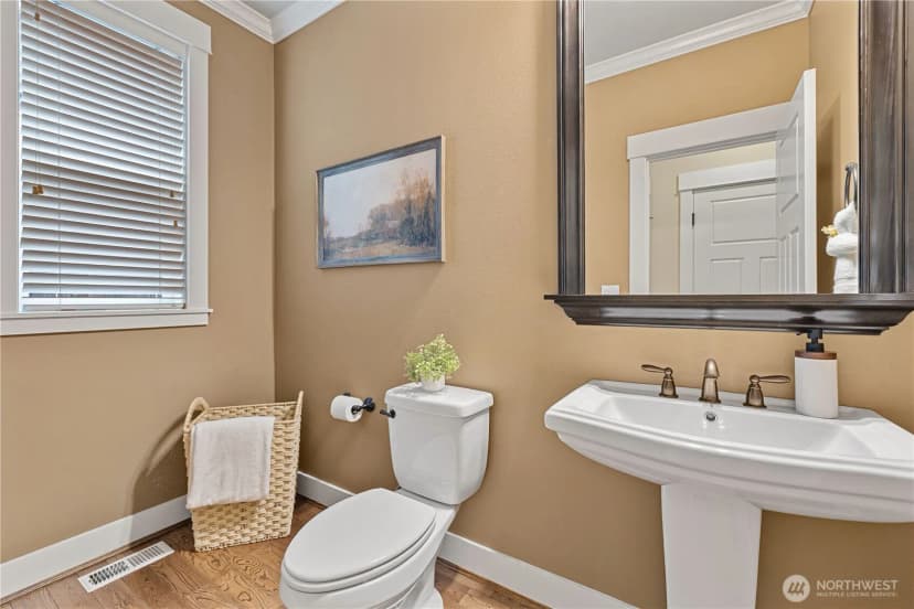 Property photo for 2819 102nd Place Ne, Bellevue photo 19