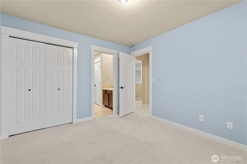 Property photo for 2819 102nd Place Ne, Bellevue photo 29