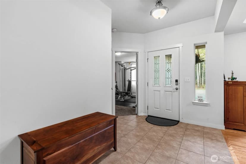 Property photo for 36427 2nd Avenue E, Roy photo 4