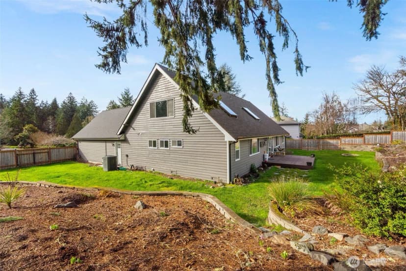 Property photo for 2308 Windjammer Court Nw, Olympia photo 10