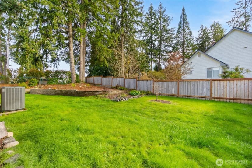 Property photo for 2308 Windjammer Court Nw, Olympia photo 11