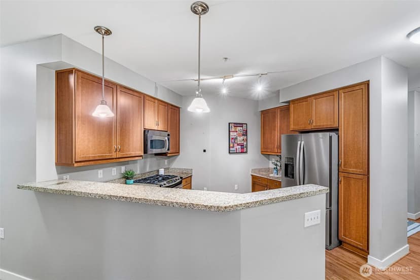 Property photo for 15700 116th Avenue Ne #102-a, Bothell photo 9