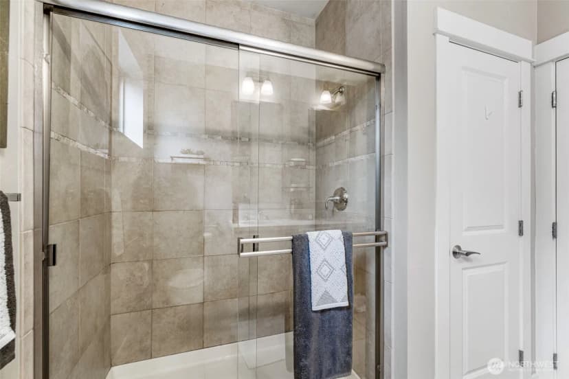 Property photo for 15700 116th Avenue Ne #102-a, Bothell photo 18