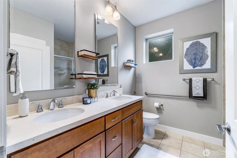 Property photo for 15700 116th Avenue Ne #102-a, Bothell photo 17