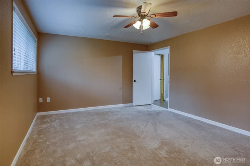 Property photo for 1120 N Fairfield Street, Aberdeen photo 26